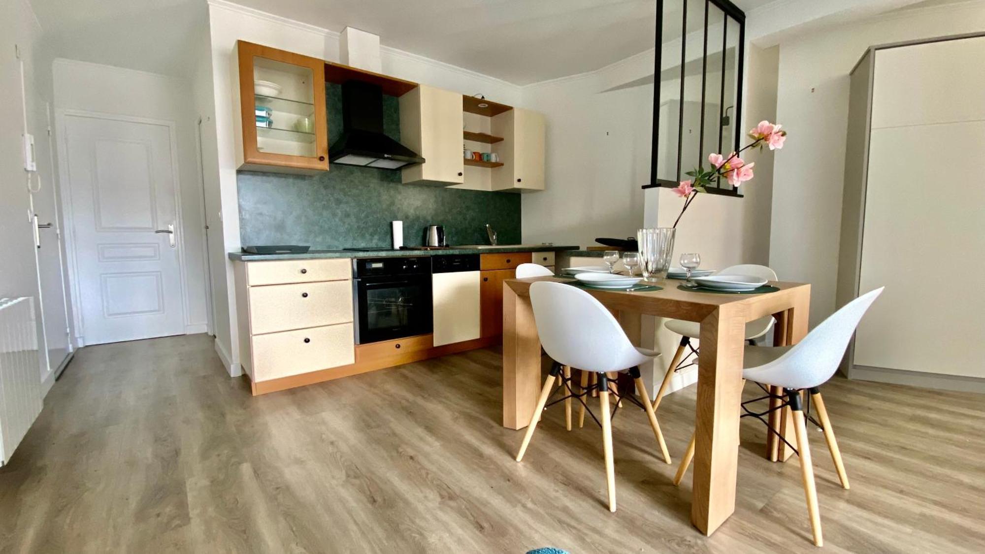 Appartement Avec Vue Mer Et Parking Bénodet エクステリア 写真