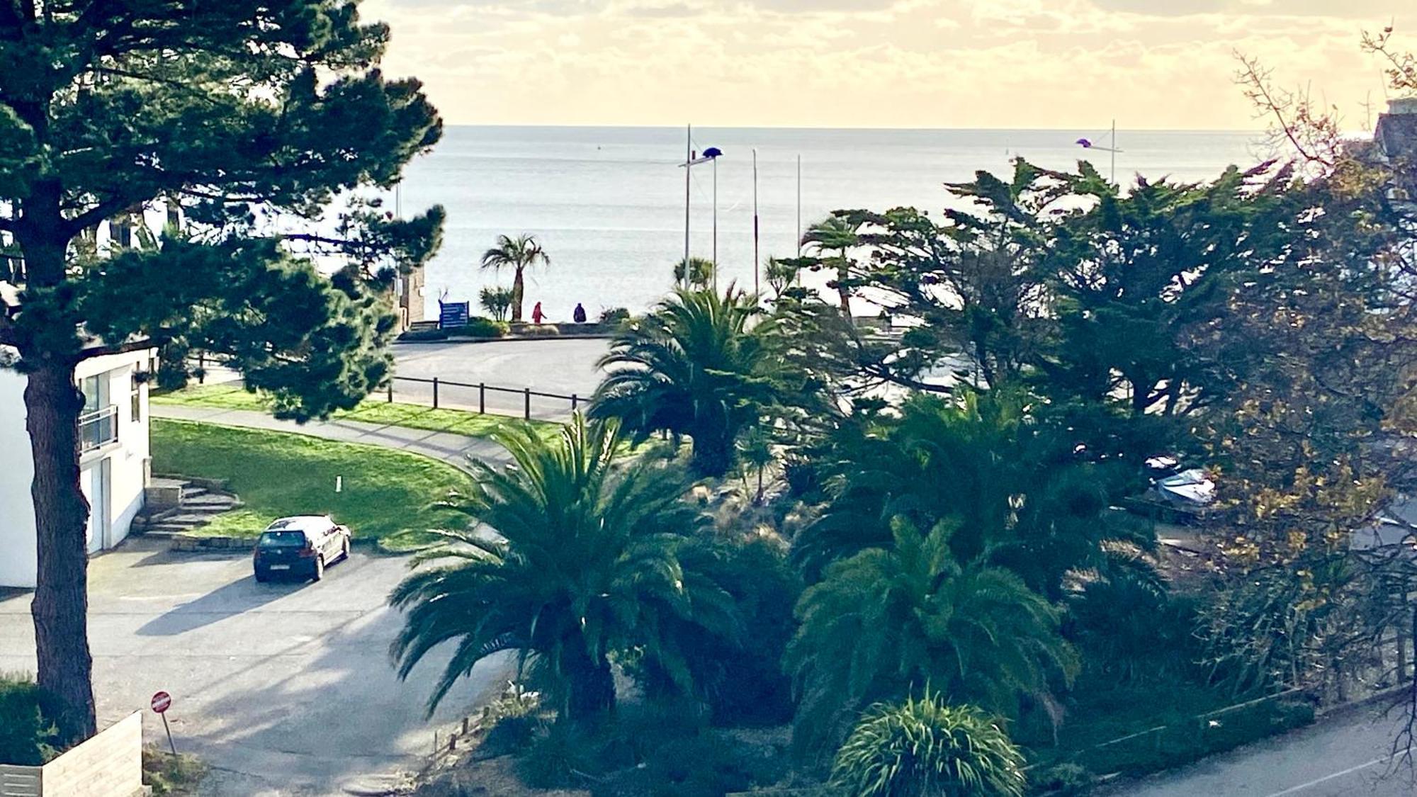 Appartement Avec Vue Mer Et Parking Bénodet エクステリア 写真